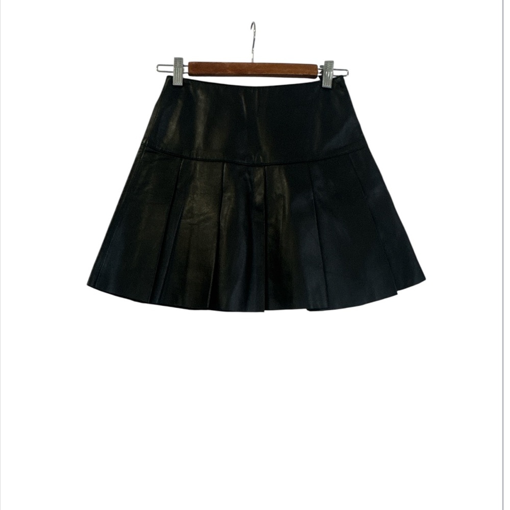 HENTESS Black Pleated leather Skater Mini Skirt